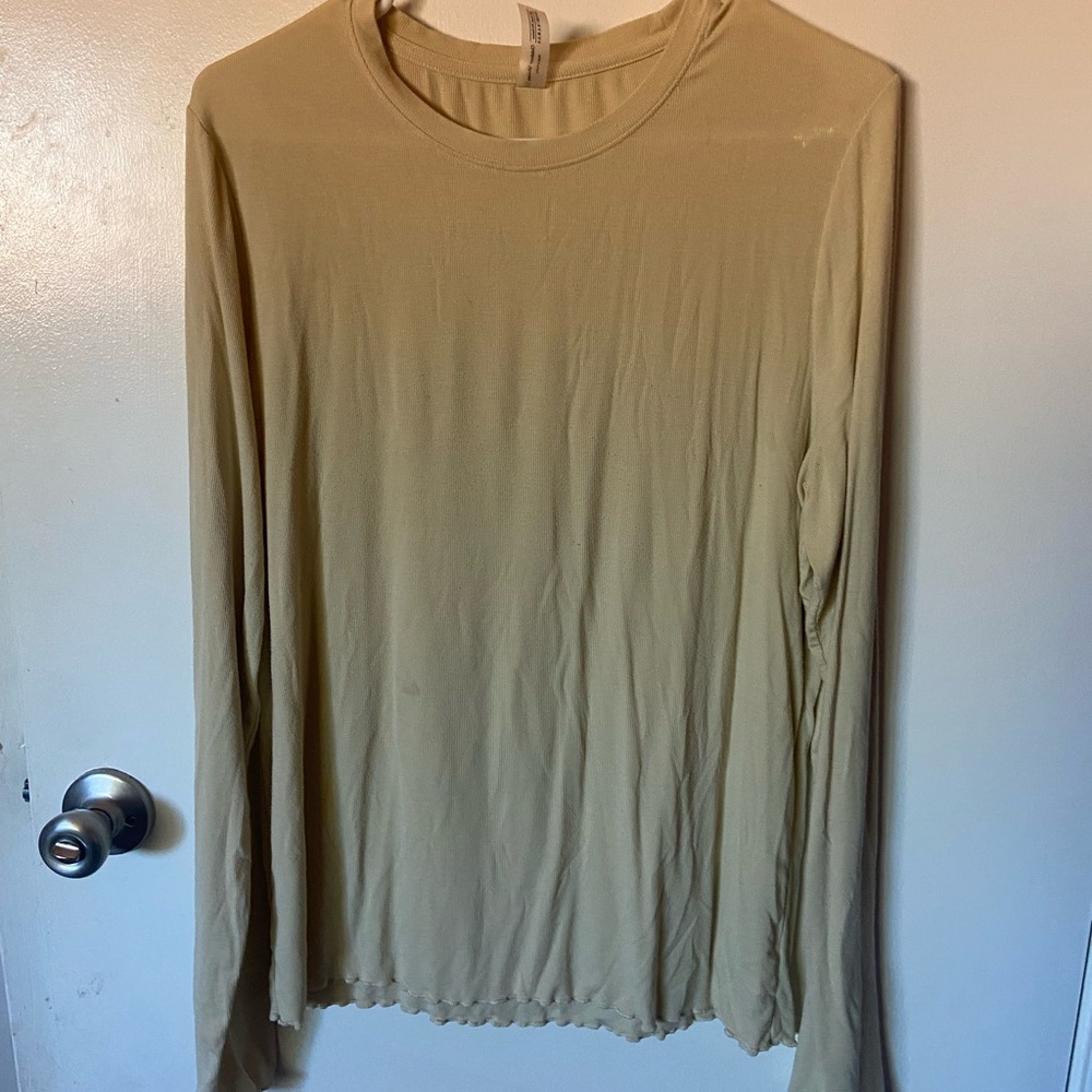 Outdoor voices long sleeved tee